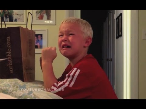 孩子們，我把萬聖節糖果吃光光了！